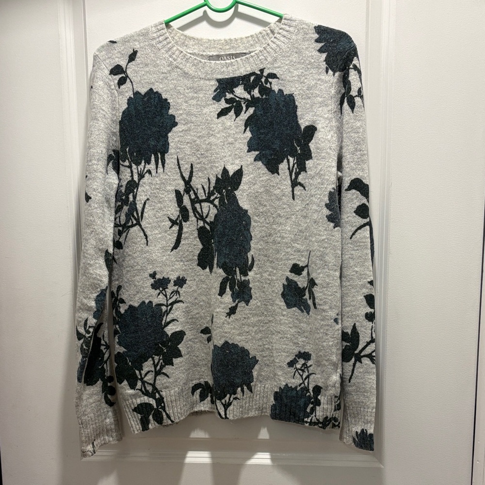 Oasis Gray Knit Sweater